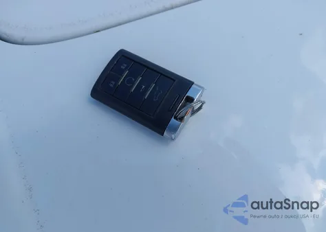 2010 Cadillac Srx Luxury Collection z USA, uszkodzony, nr VIN 3GYFNAEY3AS647870